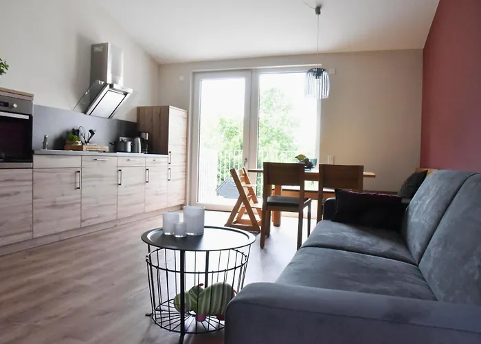 Sonnenscheinhaus 2 *